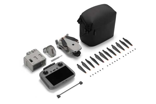DJI-Drohne mit RC-2-Fernsteuerung, weitere Ansicht