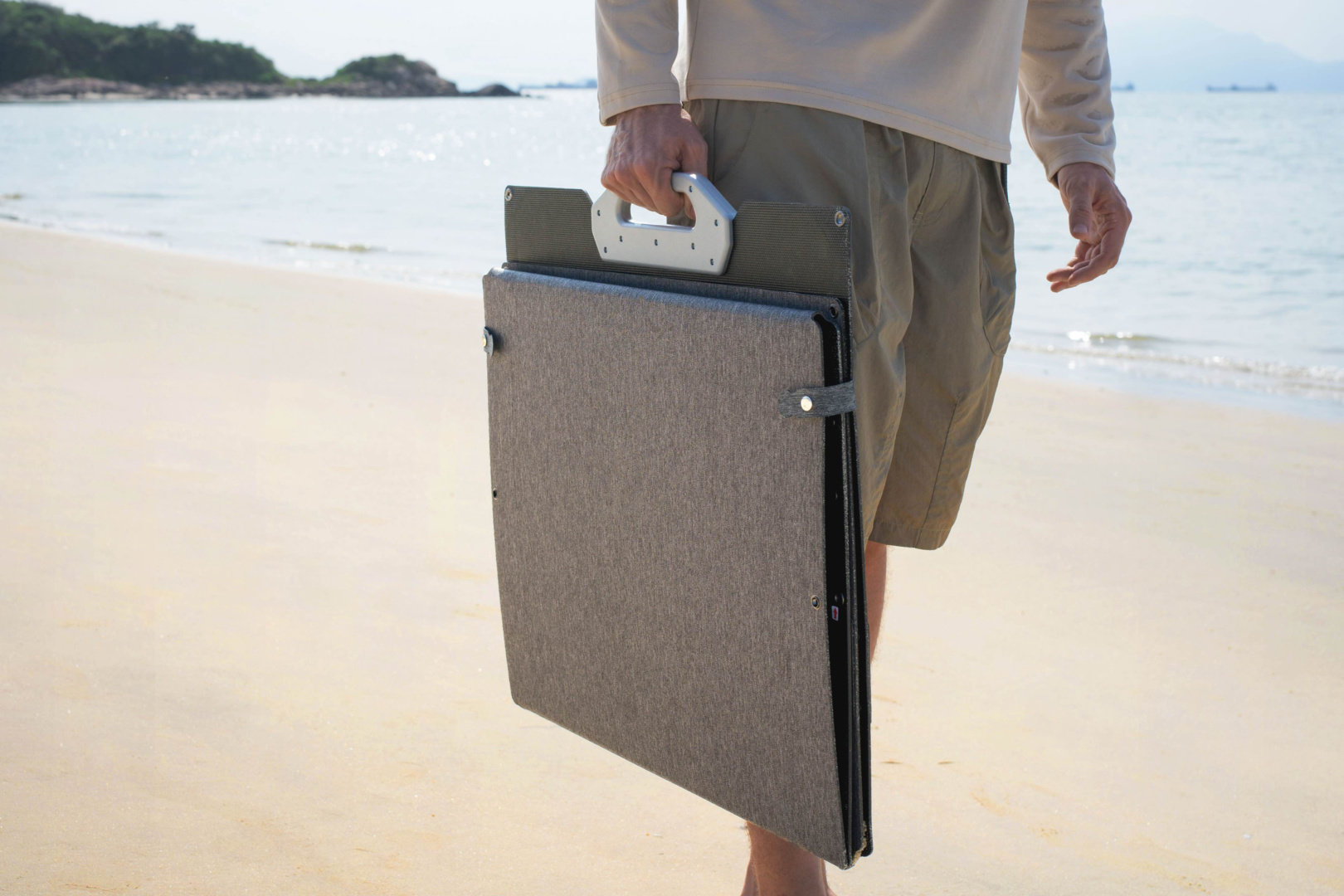 IBCPOWER-200W-Foldable-Solar-Panel2