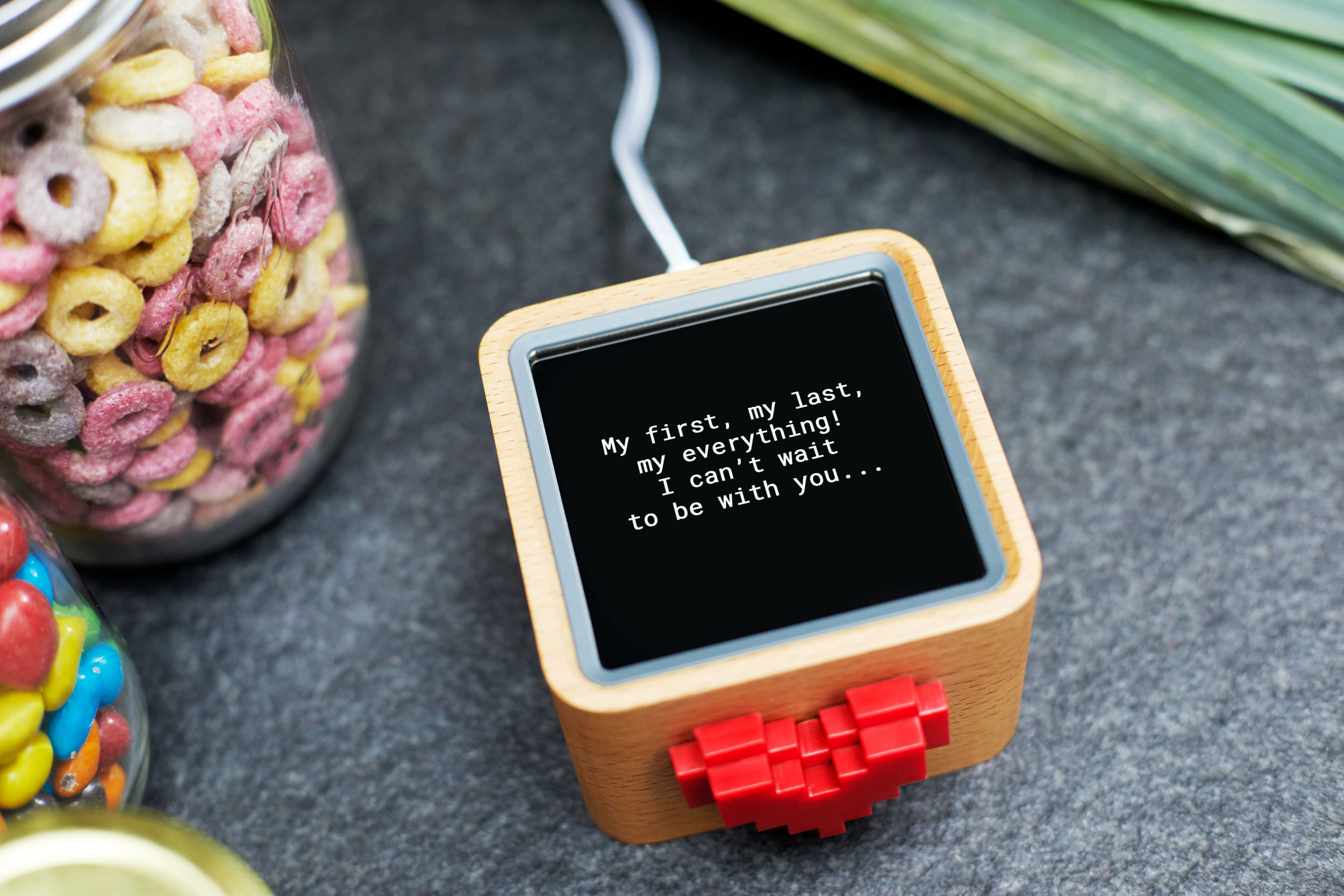 Geschenkbox LOVEBOX - Der welterste Liebesnachrichten Messenger