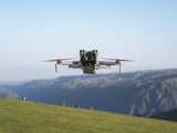 DJI Drohne im Flug DJI Drohne im Flug