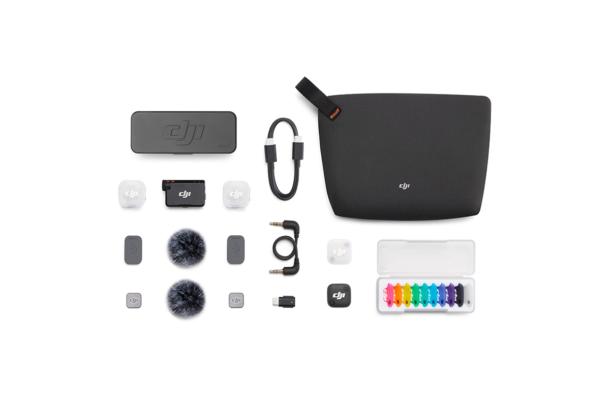 kDJI-Mic-Mini-2-2-TX-1-RX-Charging-Case-topview